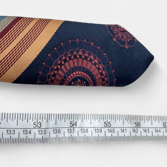 JC Penny Tie Vintage 1970's Wide Polyester Disco Loud Mod Striped Geometric - Picture 5 of 5